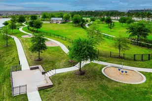 717 Via Lago, Webster, TX 77598 - Photo 47