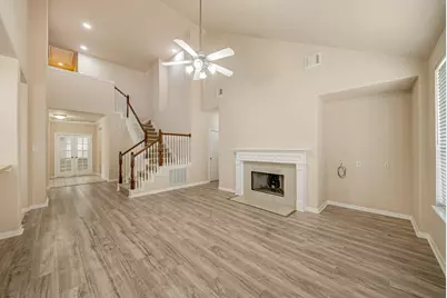 18106 Linden Forest Lane, Katy, TX 77449 - Photo 9