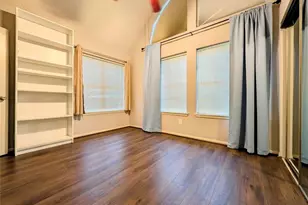 2425 Holly Hall St, Houston, TX 77054 - Photo 11