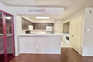 2425 Holly Hall St, Houston, TX 77054 - Photo 7