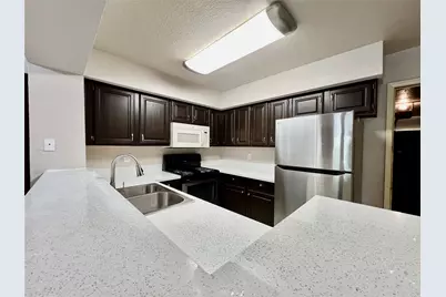 2425 Holly Hall Street #62, Houston, TX 77054 - Photo 5