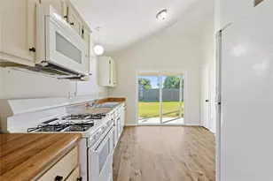 19006 Keyturn Ln, Humble, TX 77346 - Photo 7