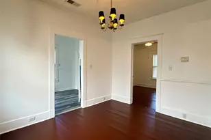 1916 26th St, Galveston, TX 77550 - Photo 11