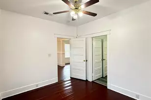 1916 26th St, Galveston, TX 77550 - Photo 23
