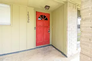 16330 Meadowbrook Farm Rd, Houston, TX 77082 - Photo 3