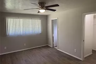 1534 Alderbrook Dr, Sugar Land, TX 77498 - Photo 13