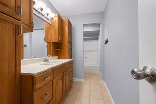 1534 Alderbrook Dr, Sugar Land, TX 77498 - Photo 15