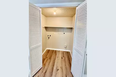 7915 Kendalia Drive, Houston, TX 77036 - Photo 25