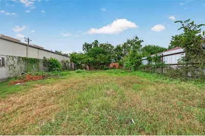 8930 Bellflower Street, Houston, TX 77063 - Photo 23