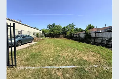 8930 Bellflower Street, Houston, TX 77063 - Photo 5