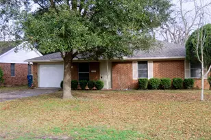 1519 Tobola St, Rosenberg, TX 77471 - Photo 1