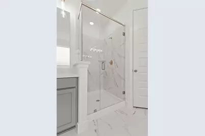 2018 Lobo Court, Montgomery, TX 77316 - Photo 11