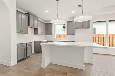 2018 Lobo Court, Montgomery, TX 77316 - Photo 5