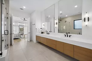810 Dorothy St, Houston, TX 77007 - Photo 31