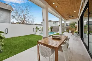 810 Dorothy St, Houston, TX 77007 - Photo 37