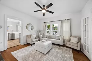 623 Pecore St, Houston, TX 77009 - Photo 7