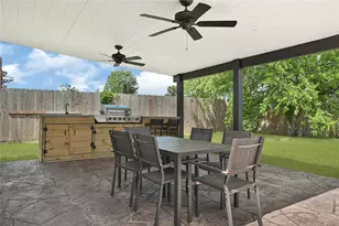 12115 Wood Forest Dr Dr, Houston, TX 77013 - Photo 39