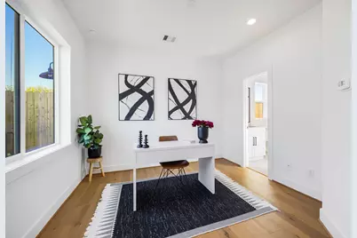 2810 Mills Street, Houston, TX 77026 - Photo 5