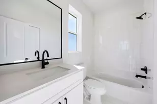 2810 Mills St, Houston, TX 77026 - Photo 19