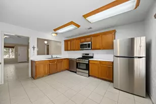 5526 Clarkston Ln, Spring, TX 77379 - Photo 5