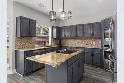 815 Stoneway Dr, San Antonio, TX 78258 - Photo 17