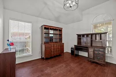 6410 Pinewood Court, Katy, TX 77493 - Photo 5