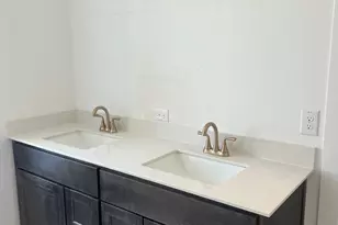 2418 Garden Arbor, Tomball, TX 77375 - Photo 7