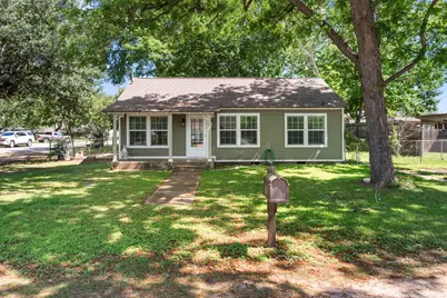 1036 Jackson Street, Columbus, TX 78934 - Photo 1
