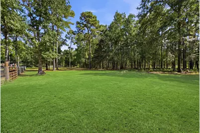 104 Plantation Drive, Waller, TX 77484 - Photo 23