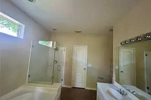 23 Tivoli Garden Ct, The Woodlands, TX 77382 - Photo 15