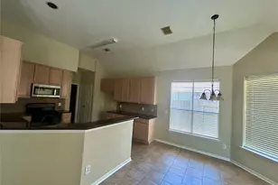 23 Tivoli Garden Ct, The Woodlands, TX 77382 - Photo 7