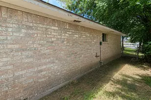 1402 Center St, Richmond, TX 77469 - Photo 11