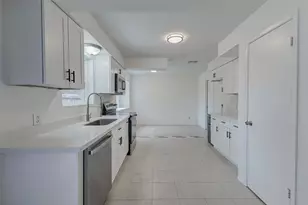 6011 Coachgate Dr, Spring, TX 77373 - Photo 5