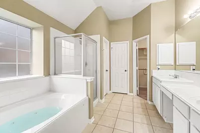9018 Sunny Brook Lane, Pearland, TX 77584 - Photo 7