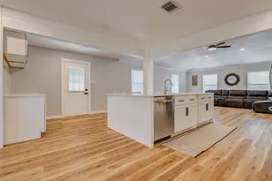 603 Springwood Dr, Conroe, TX 77385 - Photo 9