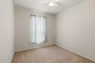 19910 Roycroft Ln, Richmond, TX 77407 - Photo 13