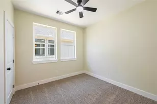 2410 28th Ave N, Texas City, TX 77590 - Photo 15