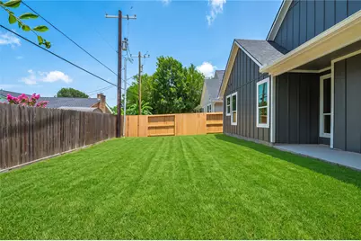 2410 28th Ave N, Texas City, TX 77590 - Photo 21