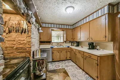 18519 Fm 2100 Road, Crosby, TX 77532 - Photo 11
