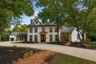 38 N Longspur Dr, The Woodlands, TX 77380 - Photo 1