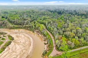 10211 S Essex Dr, Conroe, TX 77302 - Photo 15