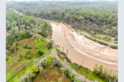 10211 S Essex Drive, Conroe, TX 77302 - Photo 13