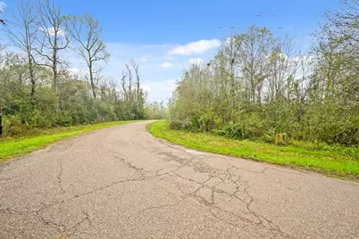 10211 S Essex Drive, Conroe, TX 77302 - Photo 23