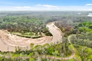 10211 S Essex Dr, Conroe, TX 77302 - Photo 11