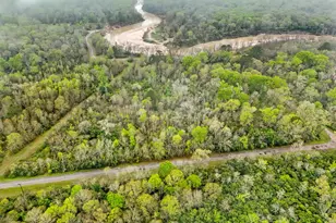 10211 S Essex Dr, Conroe, TX 77302 - Photo 9