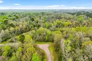 10211 S Essex Dr, Conroe, TX 77302 - Photo 17