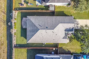 3411 Highland Point Ln, Pearland, TX 77581 - Photo 5