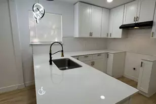 2413 Brewster St, Houston, TX 77026 - Photo 5