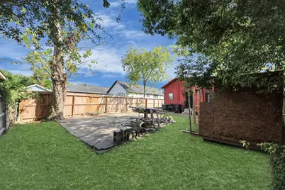 919 E 32nd Street, Houston, TX 77022 - Photo 29
