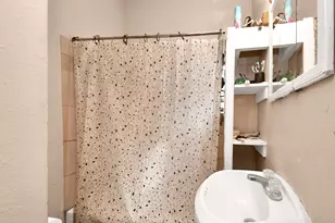 919 E 32nd St, Houston, TX 77022 - Photo 27